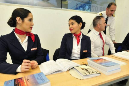 estudiar aeromoza en Peru