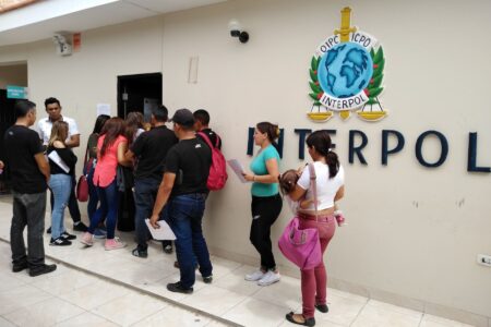interpol tramite