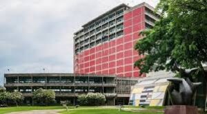 Cómo una cita en la UCV para certificaciones