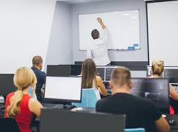 Conoce los Requisitos para abrir un Centro de Capacitación en Ecuador